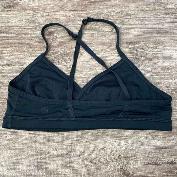 Lululemon Black Razor Back Strappy Sports Bra - Picture 2 of 3